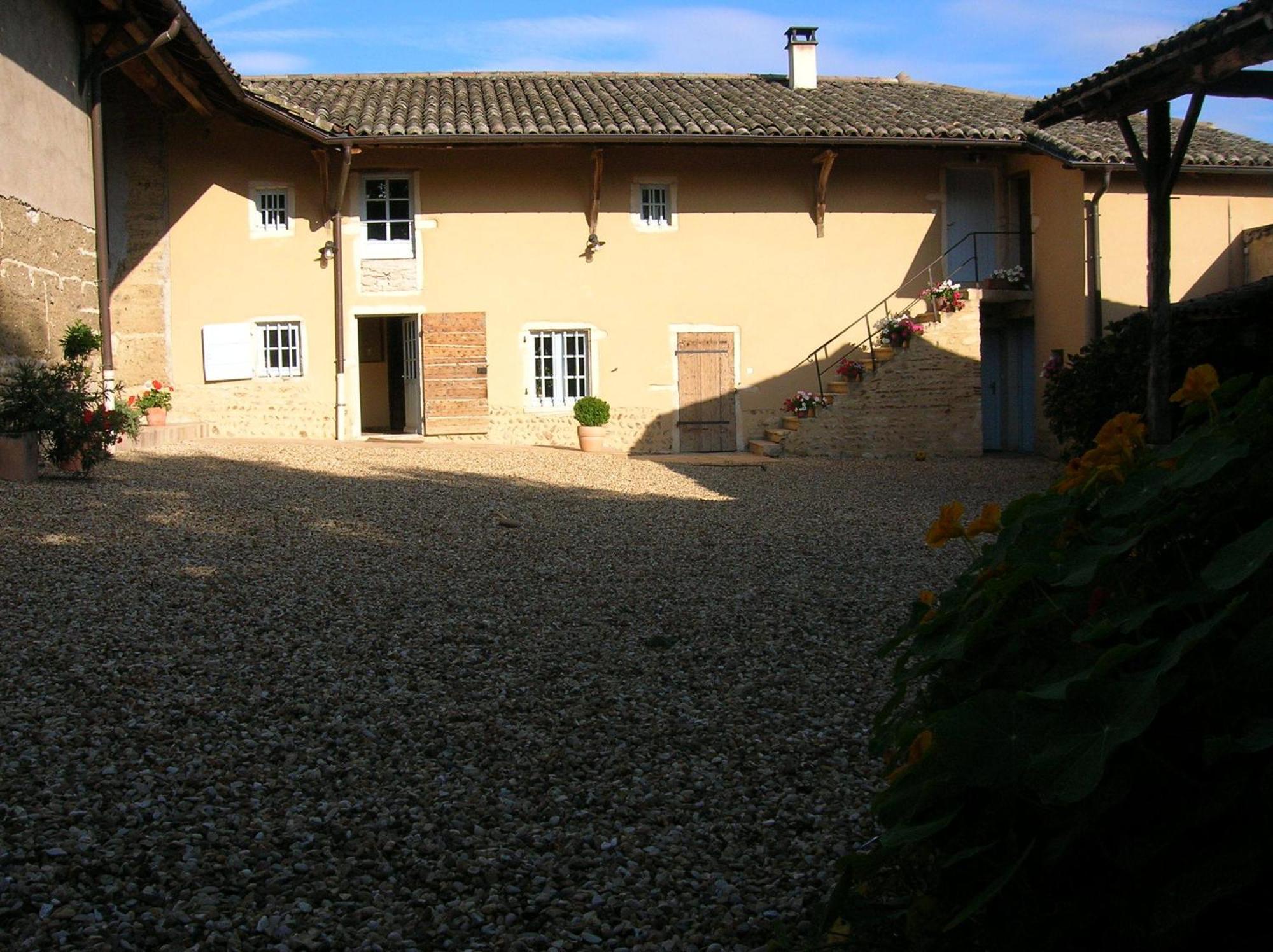 Bed & Breakfast - Maison De Marie Messimy-sur-Saone Exteriör bild